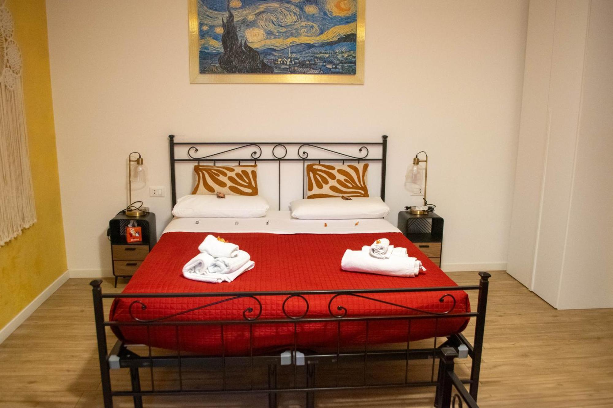 Emmanueli65 Fronte Clinica Per 4 Matrimoniale E Castello Bed & Breakfast Piacenza Eksteriør bilde